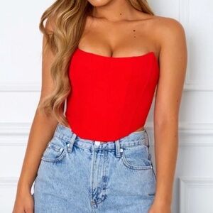 White Fox Boutique Corset. Great condition. Size small.